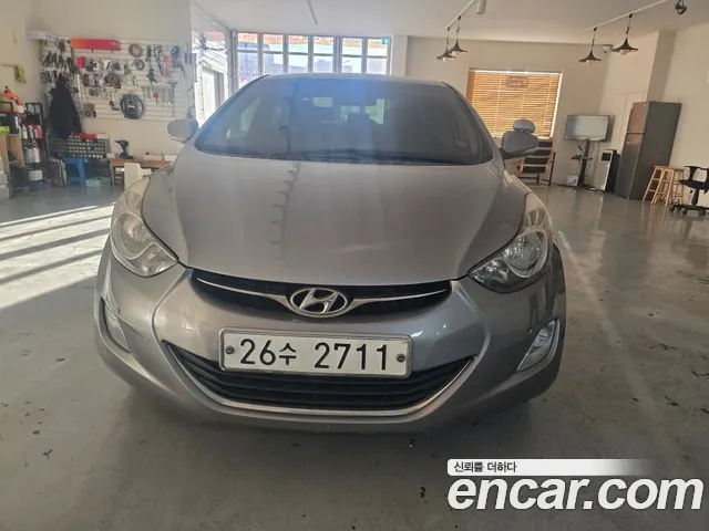 Hyundai Avante MD M16 GDI