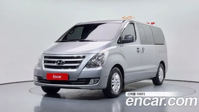 Hyundai Grand Starex 5