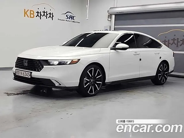 Honda Accord 11 2.0 Hybrid