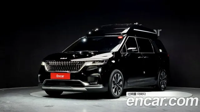 Kia Carnival 4 Gasoline 9