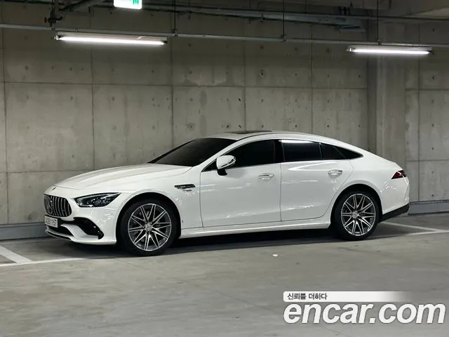 Mercedes-Benz AMG GT 4 43 4MATIC+
