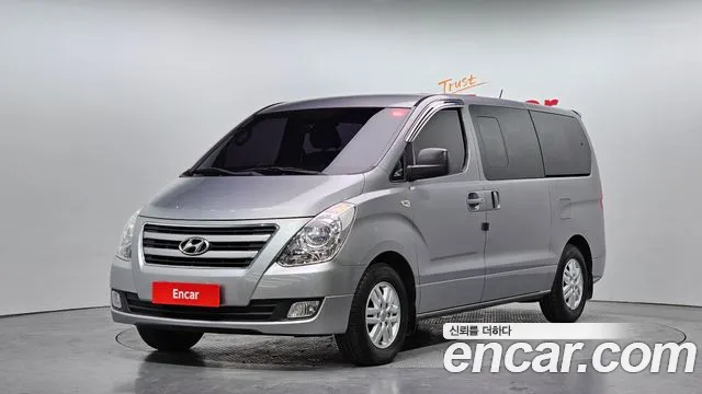 Hyundai Grand Starex 12