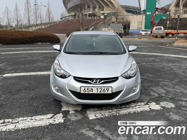 Hyundai Avante MD M16 GDI