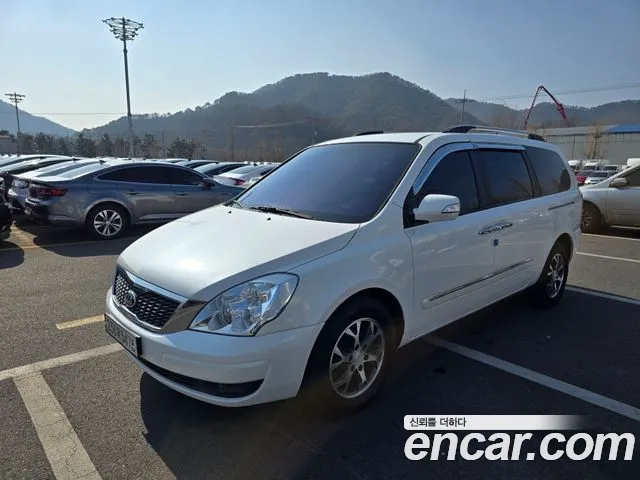 Kia Carnival R Carnival GLX