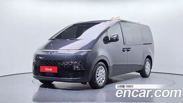 Hyundai Staria 5
