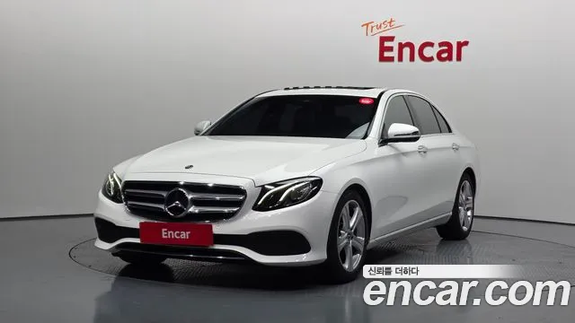 Mercedes-Benz E- W213 E200