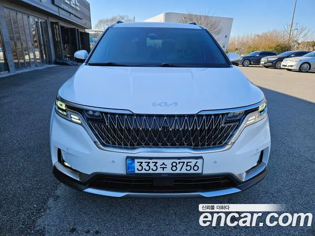 Kia Carnival 4 Gasoline 7 Signature