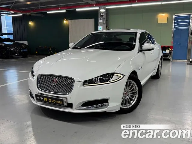 Jaguar New XF 2.2D X250
