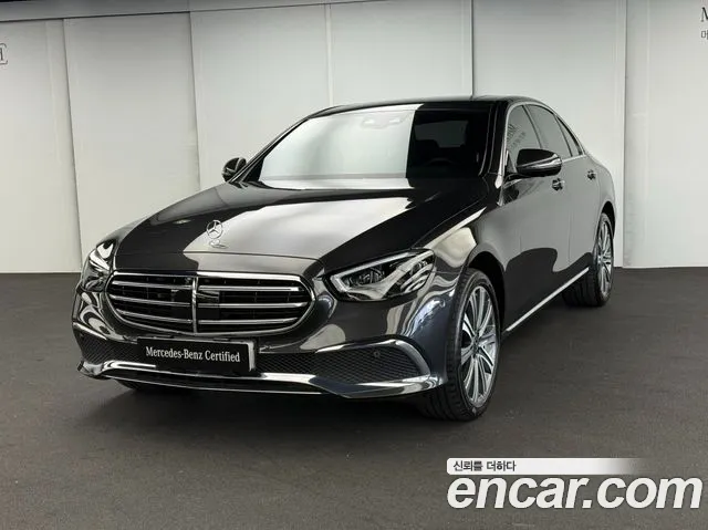 Mercedes-Benz E- W213 E350 4MATIC Exclusive