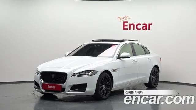 Jaguar XF (X260) 30d