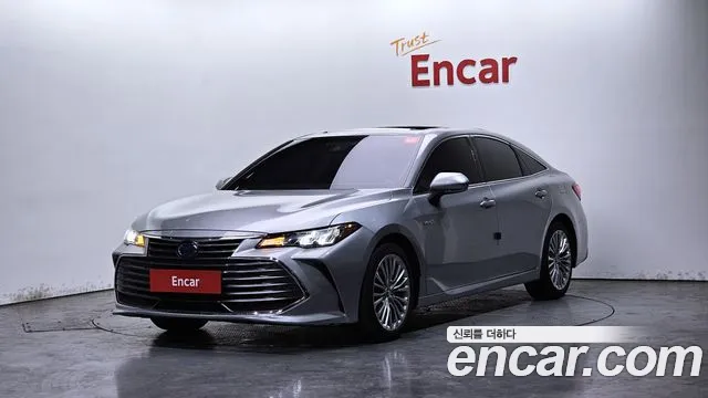 Toyota 5 2.5 Hybrid
