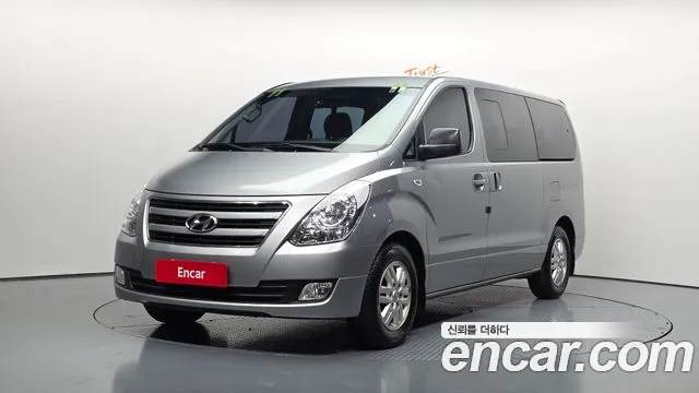 Hyundai Grand Starex 12