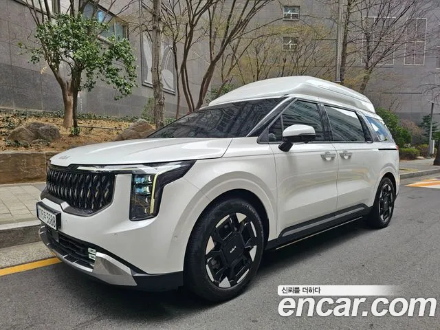Kia The New Carnival 4 HEV 9