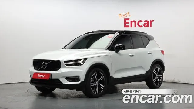 Volvo XC40 T4 R-