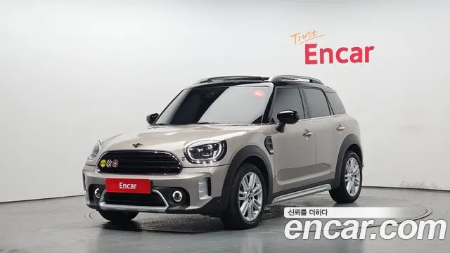 MINI Cooper Countryman 2