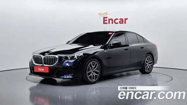 BMW 5 (G60) 520i M