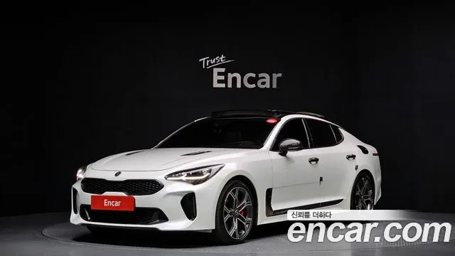 Kia Stinger 3.3 Turbo AWD GT
