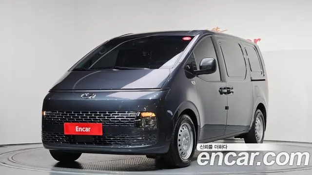 Hyundai Staria 3
