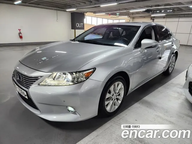 Lexus ES300h XV60