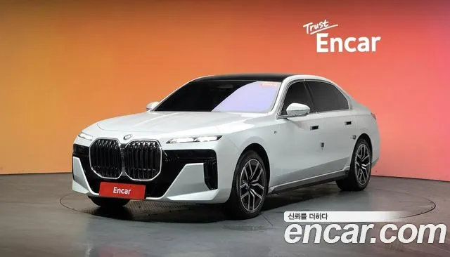 BMW 7 (G70) 740i xDrive M