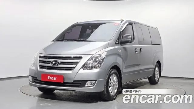Hyundai Grand Starex 12
