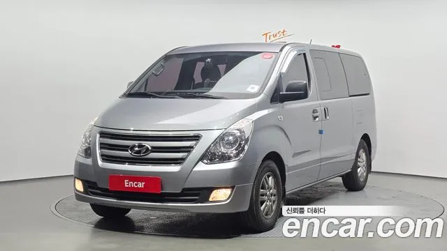 Hyundai Grand Starex 12