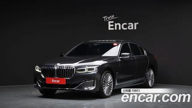 BMW 7 (G11) 740i