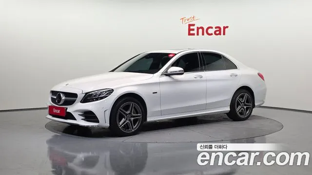 Mercedes-Benz C- W205 C300e 4MATIC AMG Line