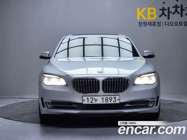 BMW 7 (F01) 740d xDrive