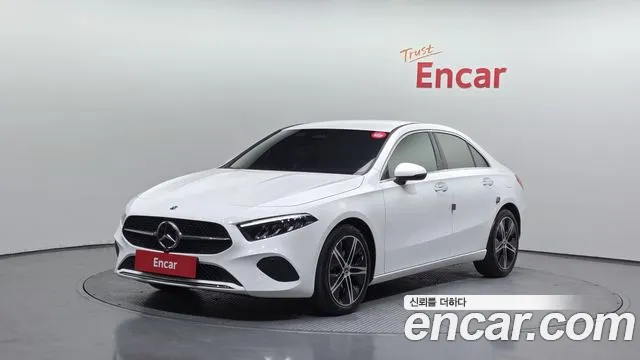 Mercedes-Benz A- W177 A220