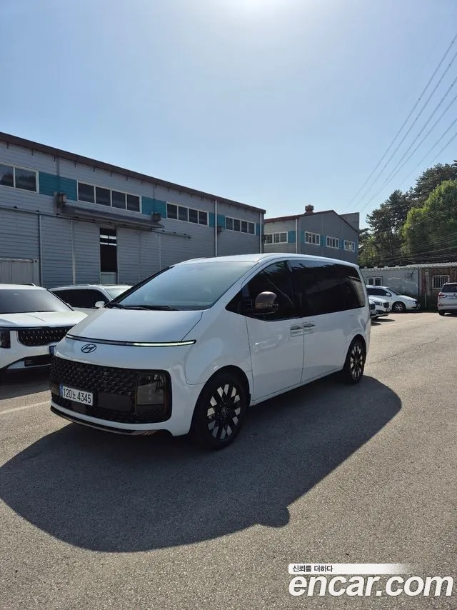 Hyundai Staria HEV 1.6 9 Inspiration