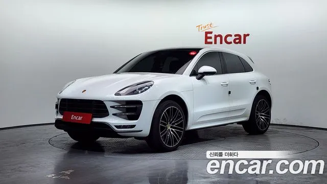 Porsche Macan 3.6 Turbo 95B