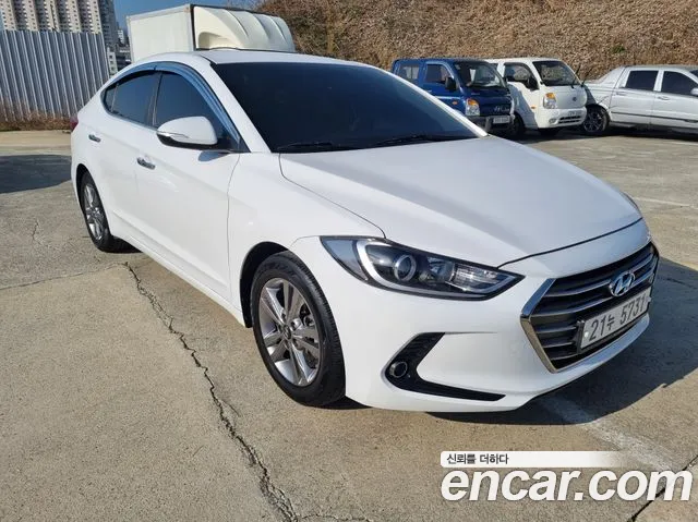 Hyundai Avante AD 1.6 LPI