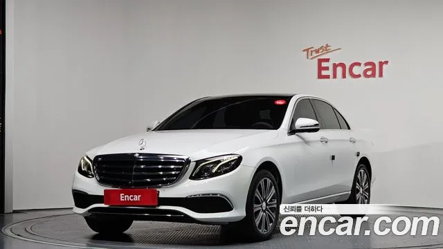 Mercedes-Benz E- W213 E400 4MATIC Exclusive