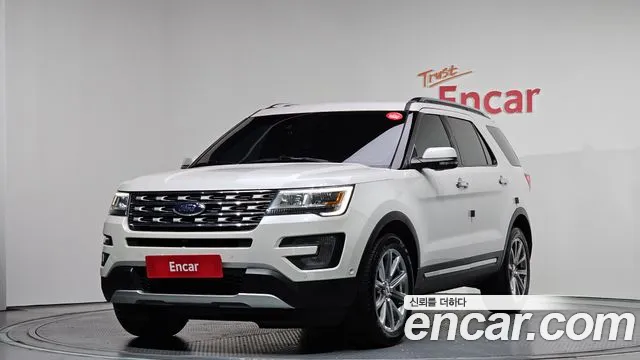 Ford Explorer 2.3 Limited 4WD 5