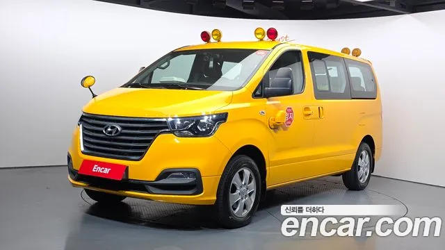 Hyundai The New Grand Starex 4WD