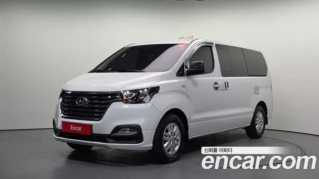Hyundai The New Grand Starex 5