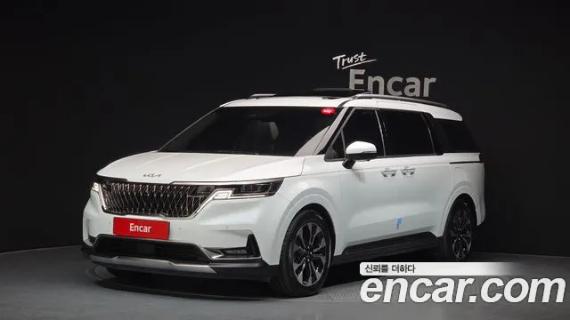 Kia Carnival 4 Gasoline 9 Signature