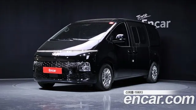 Hyundai Staria 5