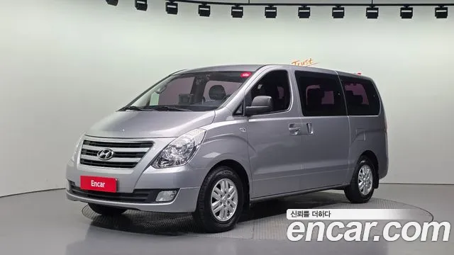 Hyundai Grand Starex 12