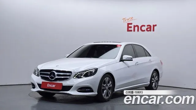 Mercedes-Benz E- W212 E220