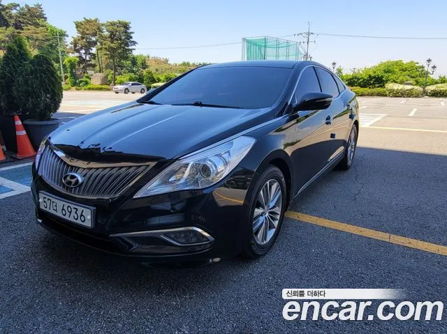 Hyundai Grandeur HG HG240