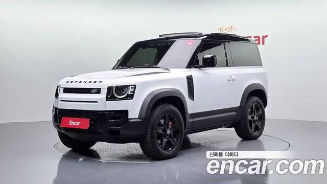 Land Rover Defender (L663) 90 D250 SE