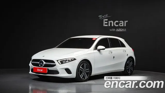 Mercedes-Benz A- W177 A220
