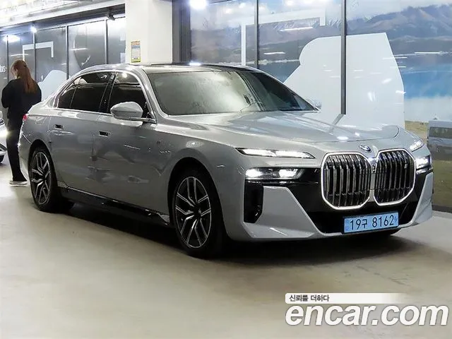 BMW i7 (G70) xDrive 60 M