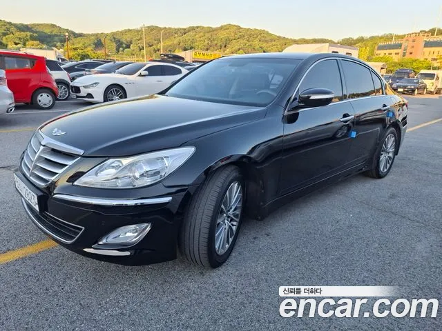 Hyundai Genesis BH330 Base