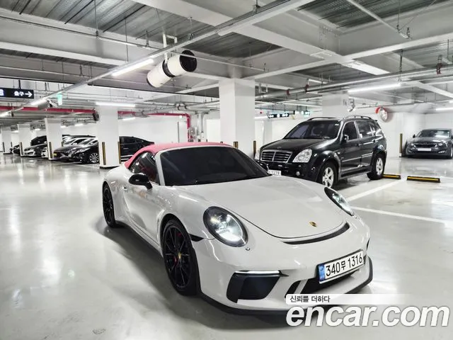 Porsche 911 4 991