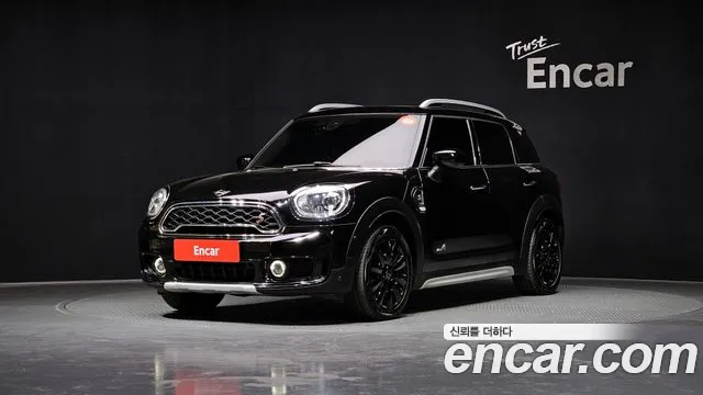 MINI Cooper SD Countryman ALL4 2