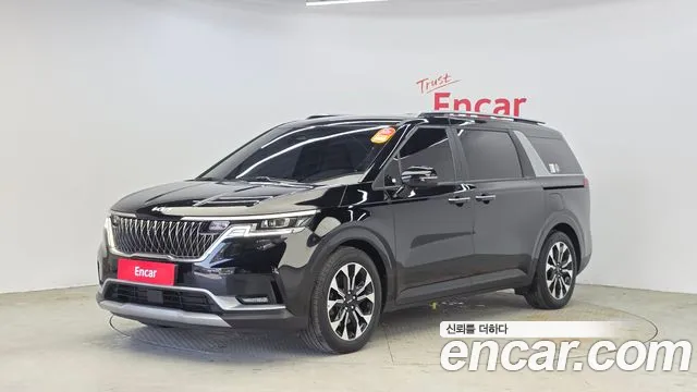 Kia Carnival 4 Gasoline 9 Prestige