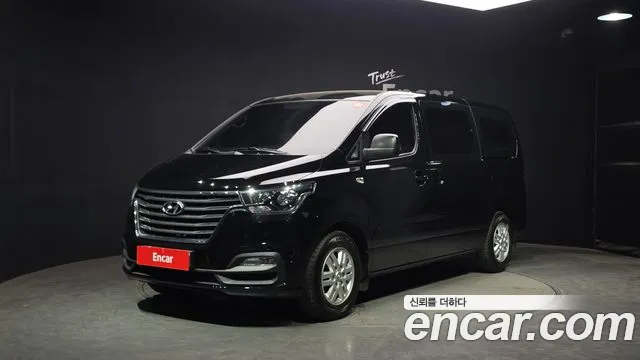 Hyundai The New Grand Starex 5